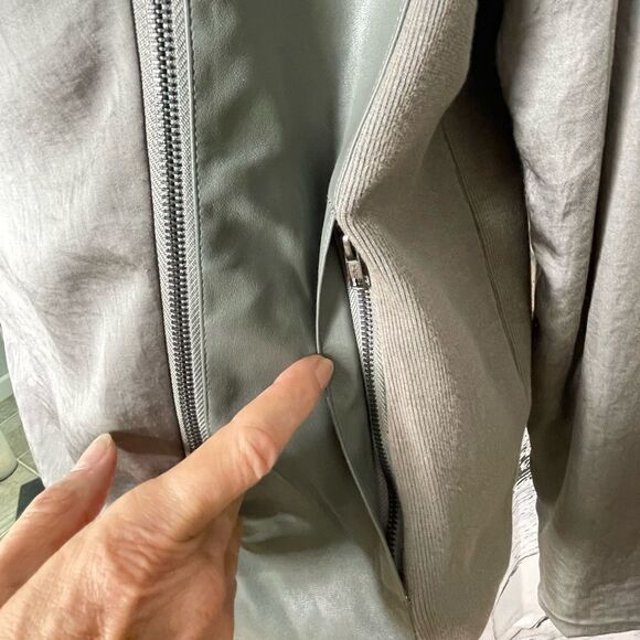 American Retro Aston Grey Leather Trim Jacket Size 40 - Picture 4 of 12